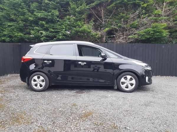 141 KIA CARENS... 7 SEATS... 368925605