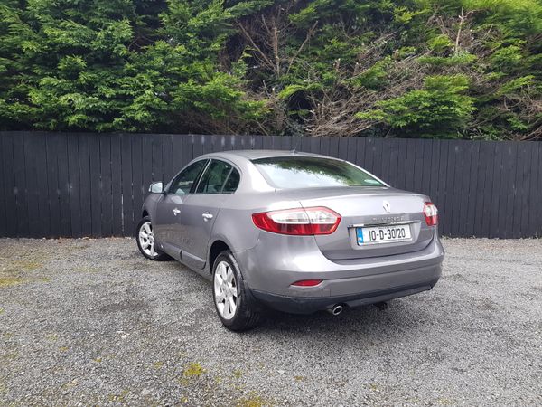 FLUENCE TOM TOM... NCT 01/27...LOW KMS 368921379