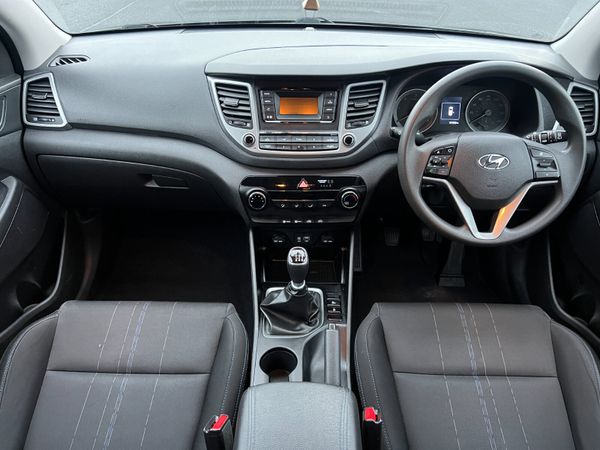 2018 (182) Hyundai Tucson S Blue Drive 1.7 CRDI 368944139
