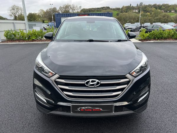 2018 (182) Hyundai Tucson S Blue Drive 1.7 CRDI 368944130