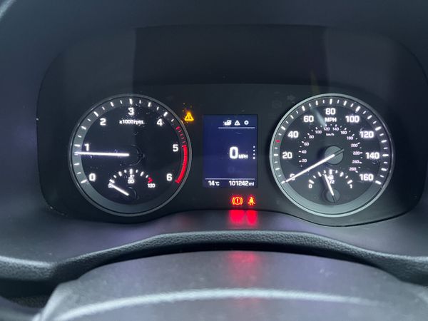 2018 (182) Hyundai Tucson S Blue Drive 1.7 CRDI 368944144