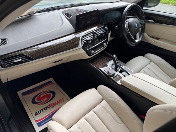 2019 BMW 5-Series 520d estate 368977244