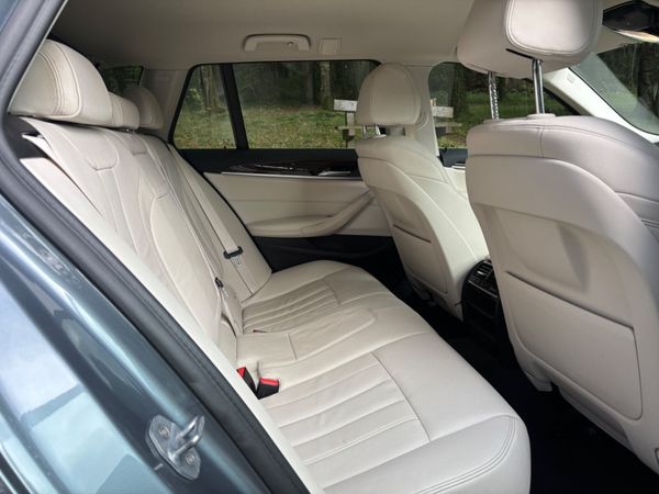 2019 BMW 5-Series 520d estate 368977240
