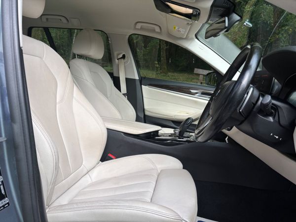2019 BMW 5-Series 520d estate 368977241
