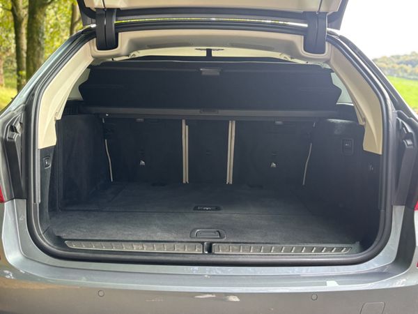 2019 BMW 5-Series 520d estate 368977243