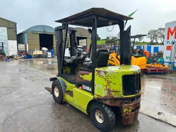 CLARKE 2.5 TON DIESEL FORKLIFT ...PERKINS 368971986