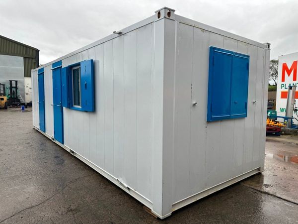 28 x 9 welfare unit , toilet , generator kitchen 368985477