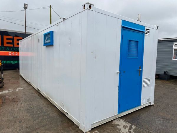 28 x 9 welfare unit , toilet , generator kitchen 368985470
