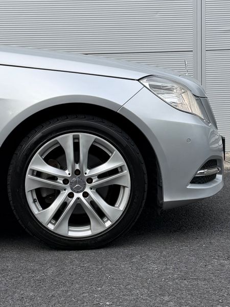 Mercedes-Benz E220d Elegance 368985584