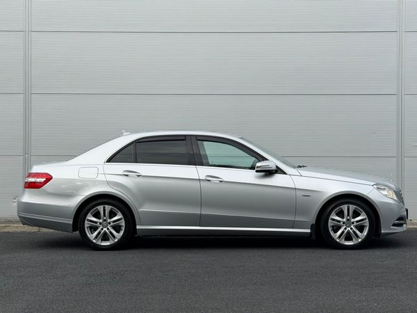 Mercedes-Benz E220d Elegance 368985597
