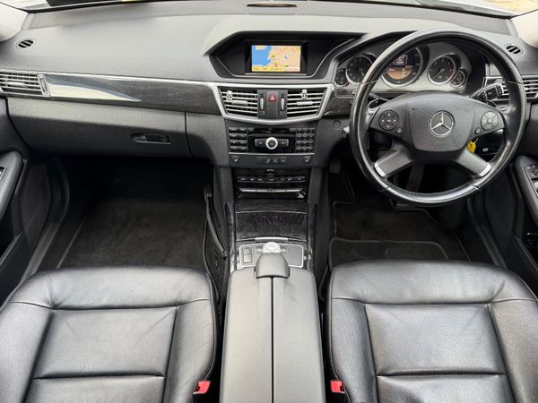 Mercedes-Benz E220d Elegance 368985611