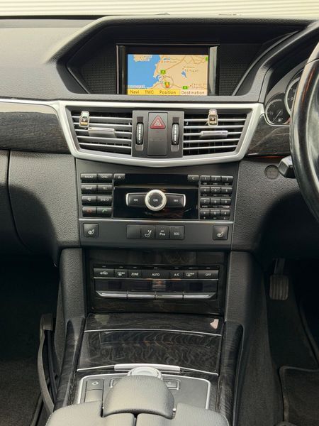 Mercedes-Benz E220d Elegance 368985612