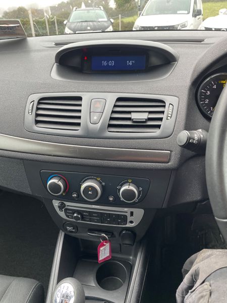 Renault Megane 2015 368985739