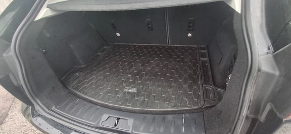 Jaguar E-Pace 2019 368987213