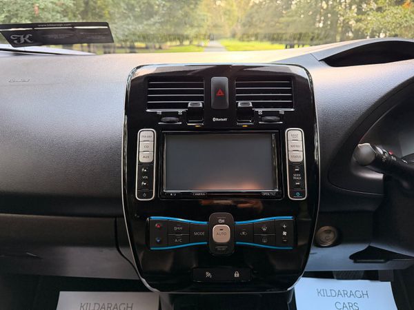 Nissan Leaf EV SVE + 6.6kW Charger 369014004