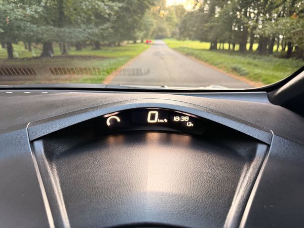 Nissan Leaf EV SVE + 6.6kW Charger 369014033