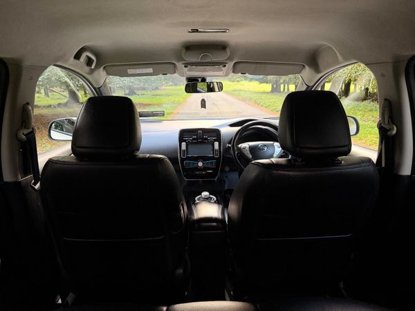 Nissan Leaf EV SVE + 6.6kW Charger 369014045