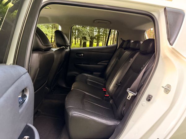 Nissan Leaf EV SVE + 6.6kW Charger 369014046