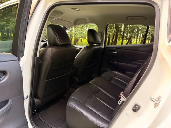 Nissan Leaf EV SVE + 6.6kW Charger 369014040