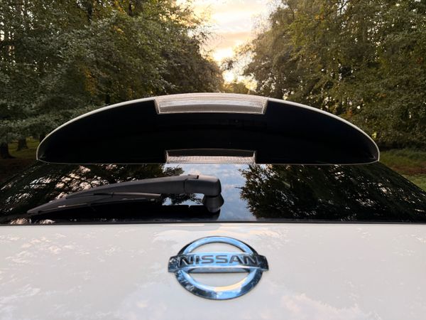 Nissan Leaf EV SVE + 6.6kW Charger 369014052