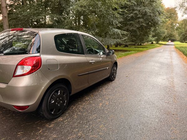 Renault Clio 2010 New NCT 369014550