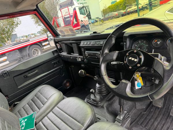 Land Rover Defender 2004 new cvrt test 369017410
