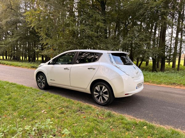 Nissan Leaf EV SVE + 6.6kW Charger 369013992