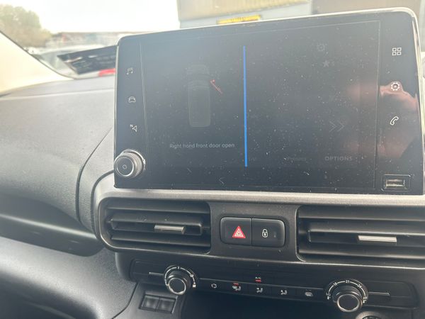 Peugeot partner professional **price inc vat** 369030693