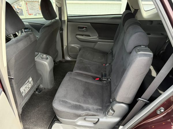 2014 Toyota Prius Plus/alpha1.8 Hybrid auto 7Seate 369048106