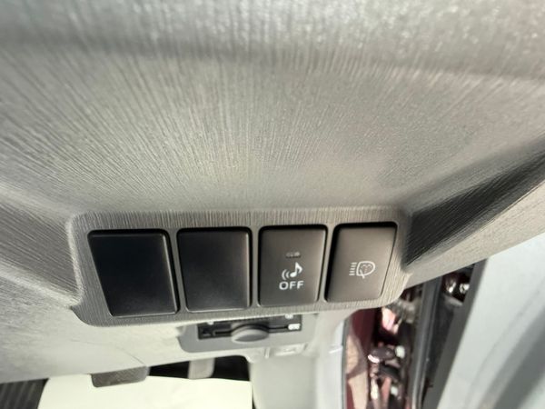 2014 Toyota Prius Plus/alpha1.8 Hybrid auto 7Seate 369048101