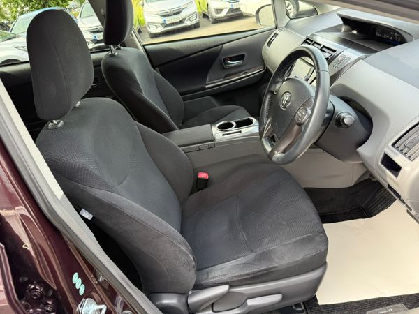 2014 Toyota Prius Plus/alpha1.8 Hybrid auto 7Seate 369048103
