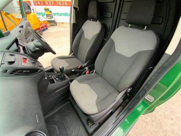 Ford Transit Courier 369049786
