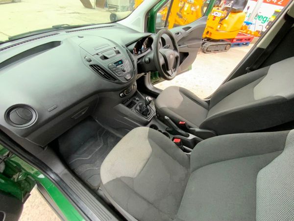 Ford Transit Courier 369049787
