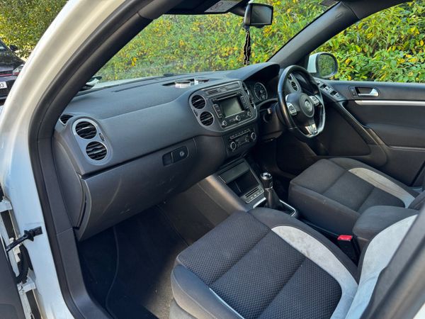 Volkswagen Tiguan R Line 4Motion 369064060