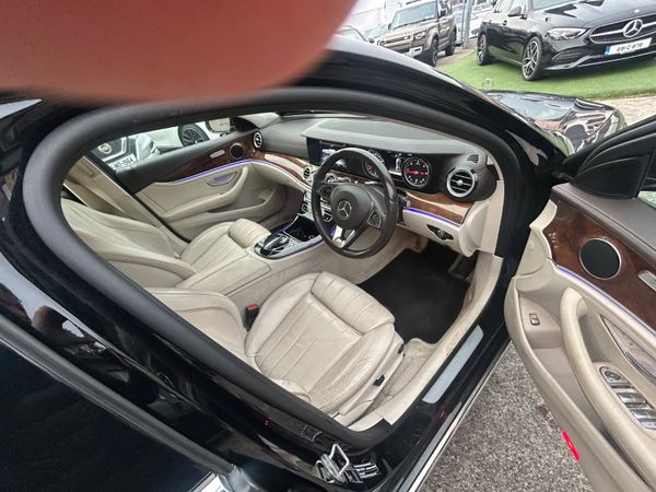 171 Mercedes-Benz E220Cdi EXCLUSIVE AUTO 369103375