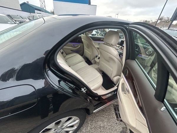 171 Mercedes-Benz E220Cdi EXCLUSIVE AUTO 369103378