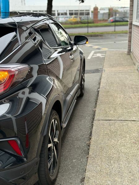 2018 Toyota C-HR (Automatic) – Only 74,000 km! 369125879
