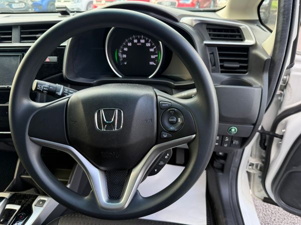 2018 Honda Fit 1.5 Petrol Hybrid ,Automatic 369127352