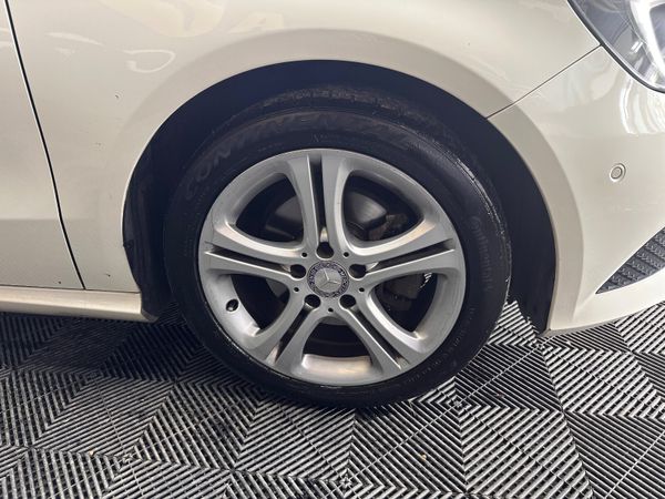 Mercedes-Benz A-Class 2014 369133820