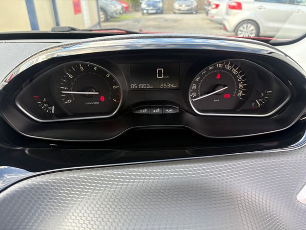 182 Peugeot 2008 51kms 369143173