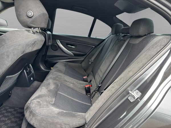 2014 BMW 320D M Sport (S37) 369162823