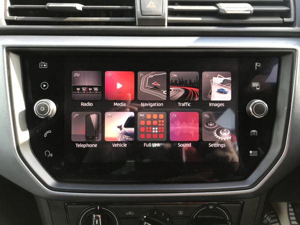 182 Seat Arona Se Technology Tsi 1.0L Petrol... 369174313