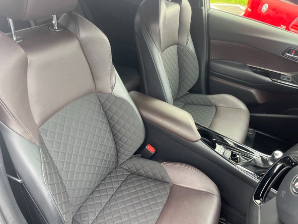 TOYOTA C-HR 2019, 1.8 HYBRID AUTO LOW KM HIGH SPEC 369175509
