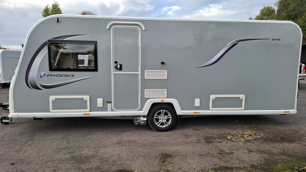 Bailey Phoinex Island bed caravan 369170694