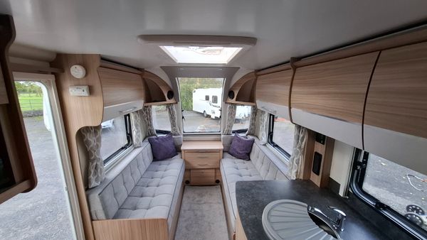 Bailey Phoinex Island bed caravan 369170692
