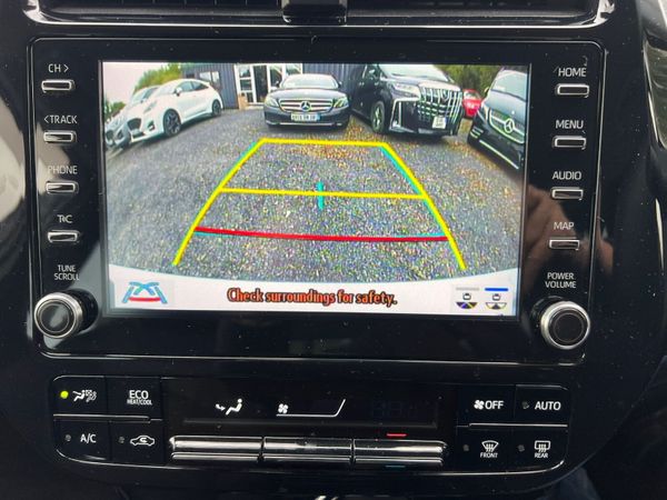 22 Toyota Prius  Very Low Mileage 369173763