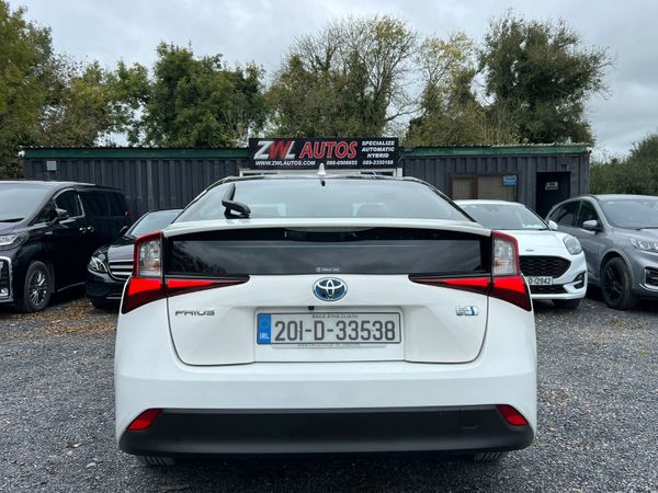 20 Toyota Prius Hybrid 369173965