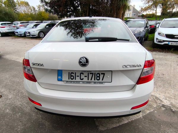 Skoda Octavia 1.6tdi Active Hatch 369189594