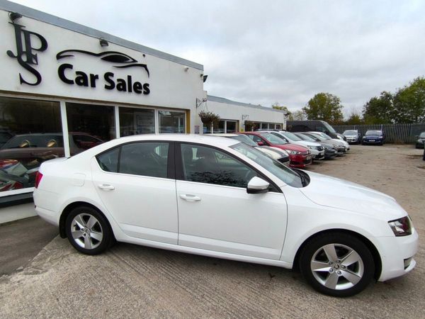 Skoda Octavia 1.6tdi Active Hatch 369189590