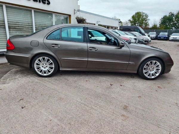 Mercedes-Benz E-Class 200K Auto 369194429